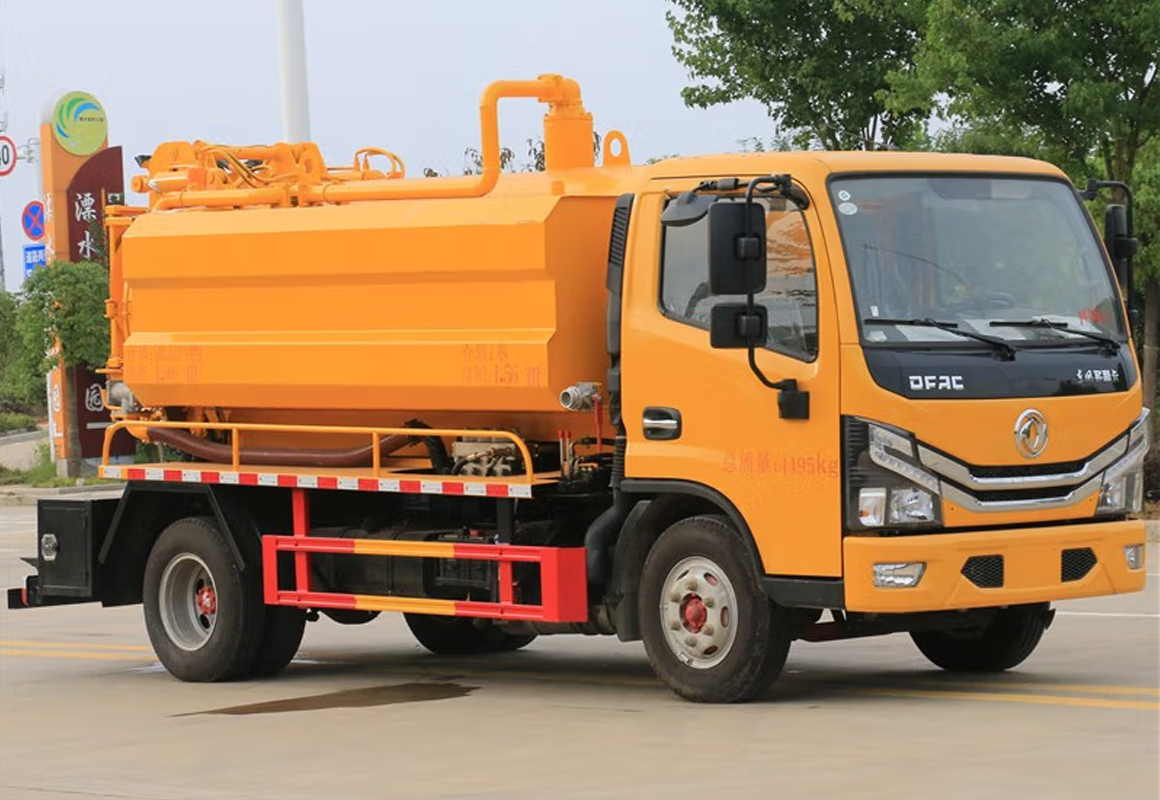 西藏污水真空吸污车